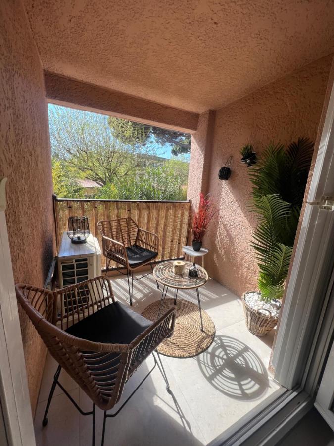 Appartement Pied Dans L'Eau La Seyne-sur-Mer Eksteriør billede